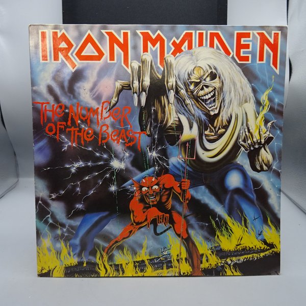 Iron Maiden – The Number Of The Beast  LP