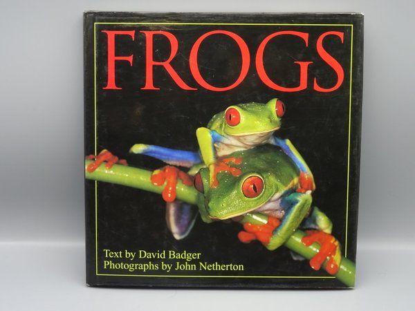Frogs - tekstit David Badger, valokuvat John Netherton