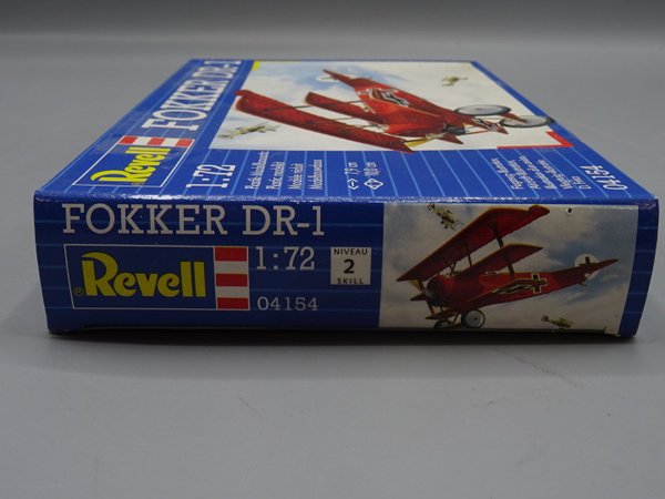 Koottava pienoismalli   Revell Fokker DR.1