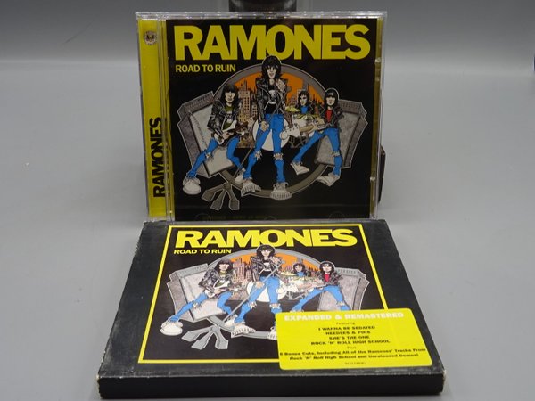 Ramones : Road to ruin CD