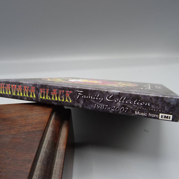 Havana Black – Family Collection 1987-2007