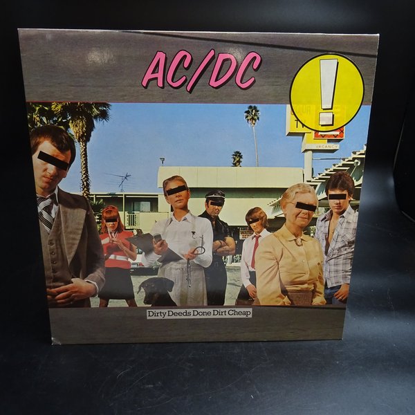 AC/DC – Dirty Deeds Done Dirt Cheap  LP