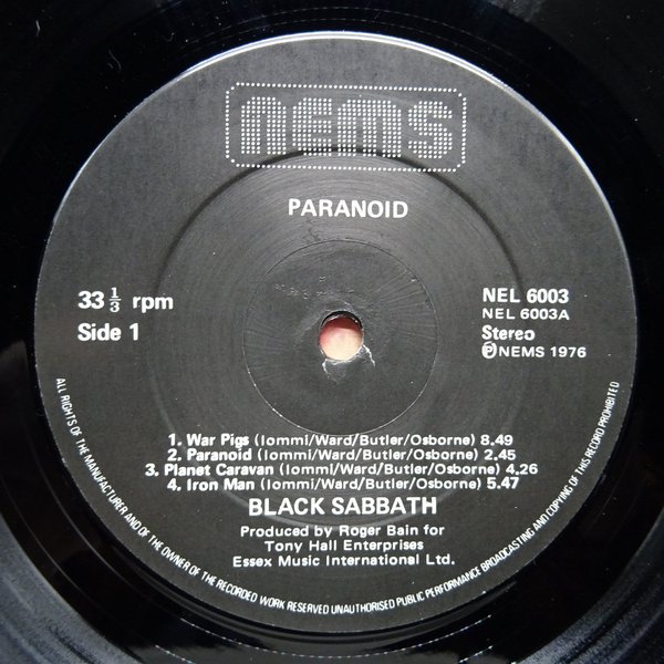 Black Sabbath – Paranoid  LP